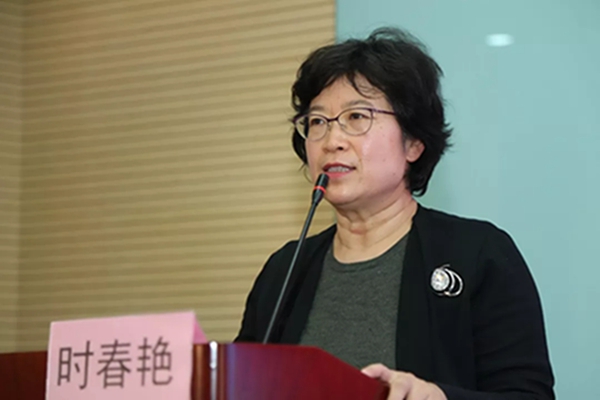 北京大学第一医院时春艳教授讲到,早产的预测主要依据三个方面-早产史